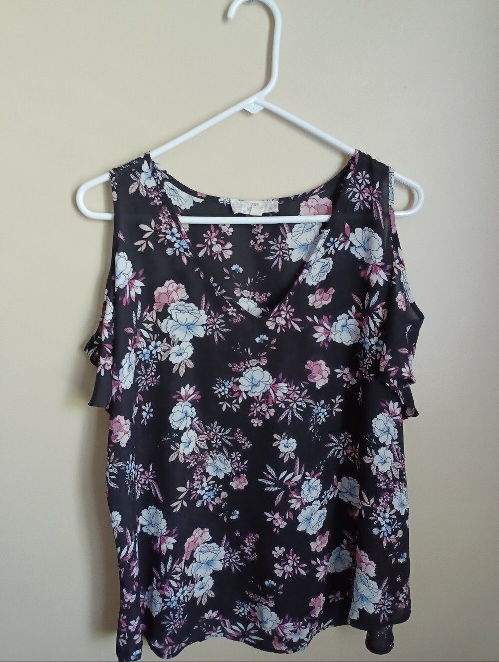 Women's Size XL Pink Republic‎ Black Floral Polyester Shirt Top Clothes Fashion